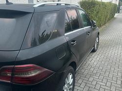 Schwarz Gebraucht 2015 Mercedes ML250 SUV | 14.999 € (Guter Preis)