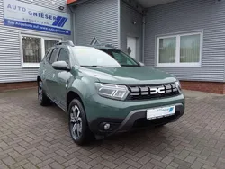 Khaki grün Neu 2024 Dacia Duster Journey SUV | 23.490 € (Fairer Preis)