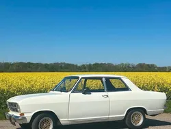 Beige Gebraucht 1972 Opel Kadett Limousine | 5.980 €