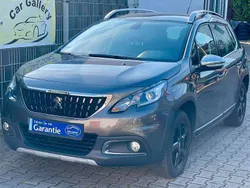 Grau Gebraucht 2016 Peugeot 2008 Allure SUV | 12.690 € (Fairer Preis)