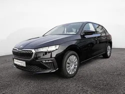 Black magic perleffekt Gebraucht 2024 Skoda Scala Essence Kleinwagen | 21.666 € (Fairer Preis)