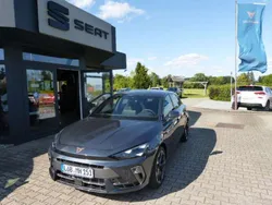 Magnetic grau metallic Gebraucht 2025 Cupra Leon Limousine | 42.400 €