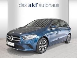 Denimblau metalliclack Gebraucht 2022 Mercedes B220 Style Van / Kleinbus | 24.950 € (Superpreis)