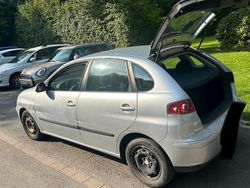 Silber Gebraucht 2006 Seat Ibiza Limousine | 350 € (Superpreis)