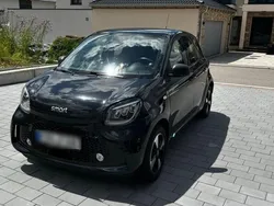 Schwarz Gebraucht 2020 Smart ForFour Electric Drive Passion Kleinwagen | 9.900 € (Guter Preis)