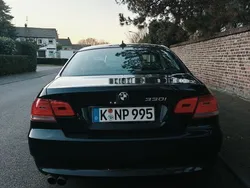 Blau Gebraucht 2007 BMW 330 Coupé | 9.100 € (Guter Preis)
