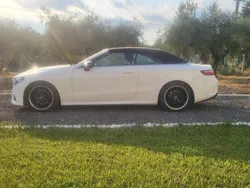Weiß Gebraucht 2021 Mercedes E200 AMG Cabrio | 41.900 € (Fairer Preis)