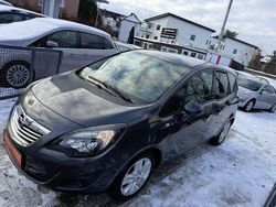 Grau Gebraucht 2011 Opel Meriva Innovation Van / Kleinbus | 4.999 € (Fairer Preis)