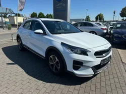 Weiß Gebraucht 2021 Kia XCeed Vision SUV | 18.999 € (Guter Preis)
