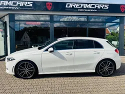 Weiß Gebraucht 2019 Mercedes A250 AMG line Limousine | 27.099 € (Guter Preis)