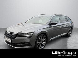 Graphitegrau metallic Gebraucht 2022 Skoda Superb SportLine Kombi | 27.980 € (Fairer Preis)