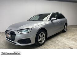 Florettsilber (metallic) Gebraucht 2022 Audi A4 Kombi | 23.950 € (Fairer Preis)