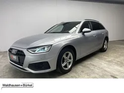 Florettsilber (metallic) Gebraucht 2022 Audi A4 Kombi | 24.950 € (Fairer Preis)