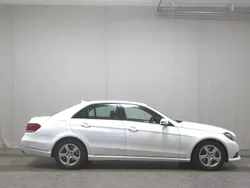Weiß Gebraucht 2014 Mercedes E220 Avantgarde Limousine | 8.490 € (Guter Preis)