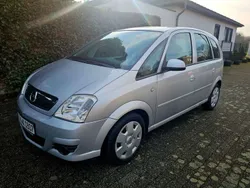 Grau Gebraucht 2006 Opel Meriva Edition Van / Kleinbus | 1.650 € (Fairer Preis)