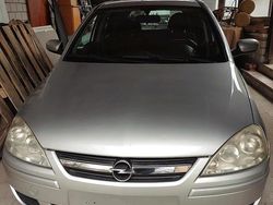 Silber Gebraucht 2004 Opel Corsa Kleinwagen | 750 € (Guter Preis)