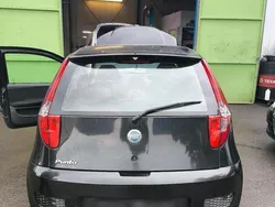 Schwarz Gebraucht 2004 Fiat Punto Kleinwagen | 1.150 €