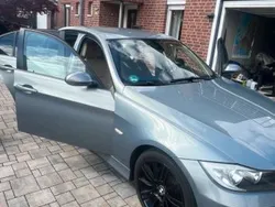 Silber Gebraucht 2006 BMW 318 Limousine | 2.400 € (Fairer Preis)
