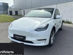 Weiß Gebraucht 2024 Tesla Model Y SUV | 42.100 € (Fairer Preis)