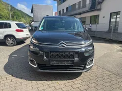 Schwarz Gebraucht 2021 Citroën Berlingo Shine Van / Kleinbus | 11.900 € (Guter Preis)
