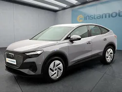 Grau Gebraucht 2022 Audi Q4 e-tron SUV | 25.999 € (Fairer Preis)