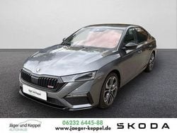 Grau Gebraucht 2024 Skoda Octavia RS Limousine | 35.900 € (Guter Preis)