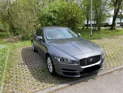 Grau Gebraucht 2018 Jaguar XE Prestige Limousine | 17.500 € (Fairer Preis)