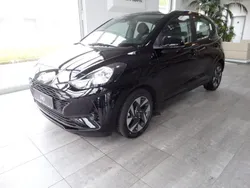 Schwarz Neu 2024 Hyundai i10 Trend Kleinwagen | 17.390 € (Etwas zu teuer)