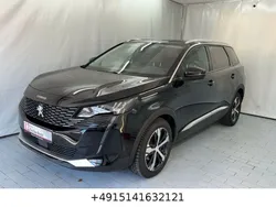 Lackierung schwarz perla nera/ Gebraucht 2023 Peugeot 5008 Allure Van / Kleinbus | 29.234 € (Guter Preis)