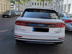 Weiß Gebraucht 2020 Audi Q8 Ambiente SUV | 52.999 € (Superpreis)