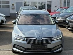 Business grau metallic Gebraucht 2021 Skoda Superb Premium Edition Kombi | 17.997 € (Fairer Preis)