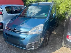 Blau Gebraucht 2017 Citroën Berlingo Van / Kleinbus | 11.900 € (Teuer)