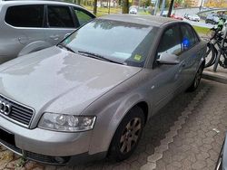 Silber Gebraucht 2002 Audi A4 Limousine | 2.000 € (Guter Preis)