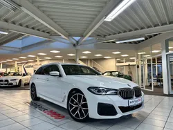 Weiß Gebraucht 2022 BMW 530 M Sport Limousine | 43.950 € (Fairer Preis)
