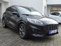 Obsidianschwarz metallic Gebraucht 2024 Ford Kuga ST-Line X SUV | 35.980 € (Teuer)