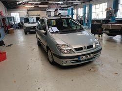 Grau Gebraucht 2001 Renault Scénic Van / Kleinbus | 1.999 €