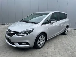 Silber Gebraucht 2017 Opel Zafira Edition Van / Kleinbus | 9.980 € (Guter Preis)