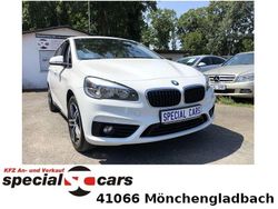 Weiß Gebraucht 2017 BMW 220 Gran Tourer Sport Line Van / Kleinbus | 13.890 € (Guter Preis)
