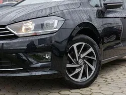 Schwarz Gebraucht 2017 VW Golf Sportsvan Comfortline Van / Kleinbus | 8.000 €