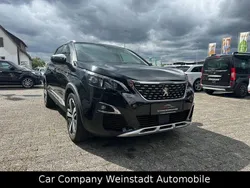 Noir perla nera Gebraucht 2018 Peugeot 5008 GT Van / Kleinbus | 21.490 € (Fairer Preis)
