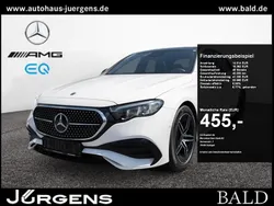 Weiss polarweiss Gebraucht 2023 Mercedes E220 AMG Limousine | 54.390 € (Teuer)
