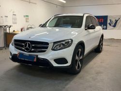 Weiß Gebraucht 2018 Mercedes GLC220 Night SUV | 25.490 € (Fairer Preis)