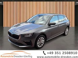 Grau Gebraucht 2025 Skoda Scala Selection Kleinwagen | 22.880 € (Fairer Preis)