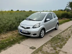 Silber Gebraucht 2009 Toyota Aygo Cool Kleinwagen | 3.250 € (Fairer Preis)