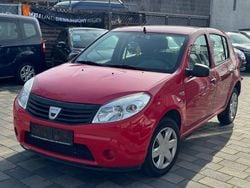 Rot Gebraucht 2010 Dacia Sandero Basis Kleinwagen | 1.999 € (Fairer Preis)