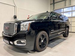 Schwarz Gebraucht 2016 GMC Yukon SUV | 41.500 €