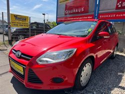 Rot Gebraucht 2013 Ford Focus Limousine | 4.000 € (Fairer Preis)