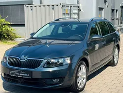 Grau Gebraucht 2015 Skoda Octavia Elegance Kombi | 16.990 € (Etwas zu teuer)