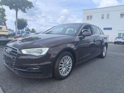 Rot Gebraucht 2013 Audi A3 Sportback Ambiente Kleinwagen | 11.250 € (Superpreis)