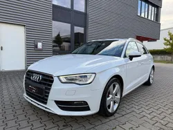 Weiß Gebraucht 2015 Audi A3 Sportback Ambition Limousine | 11.999 € (Guter Preis)